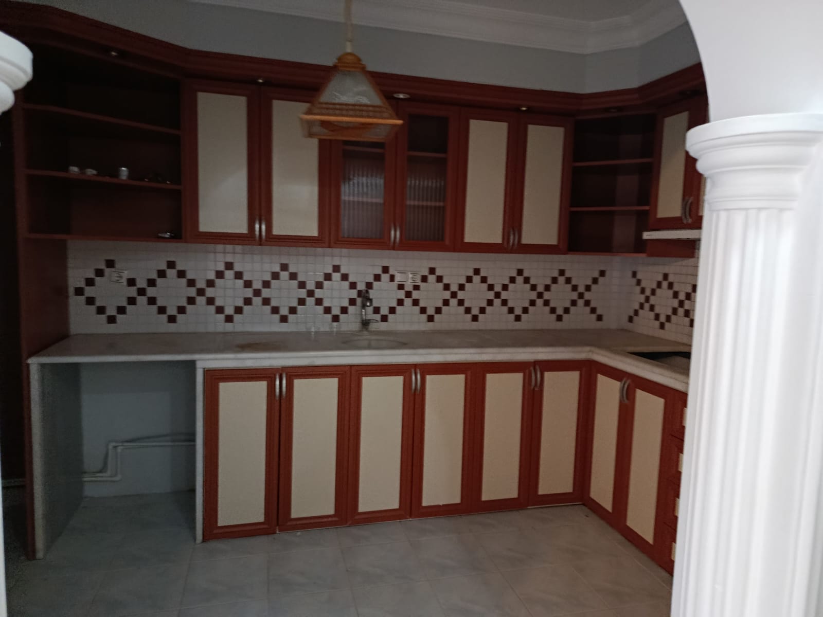 PLEVNE CADDESİNDE KİRALIK DAİRE